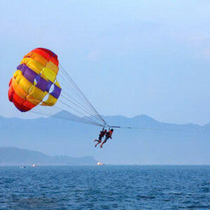 🛶 TOUR 1 – CANO PARASAILING